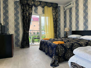 Гостиница Море Вардане Панорама 2 Этаж/С большим Балконом-1