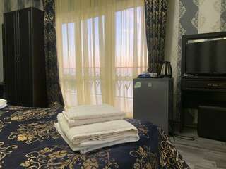 Гостиница Море Вардане Панорамный номер с большим Балконом-4