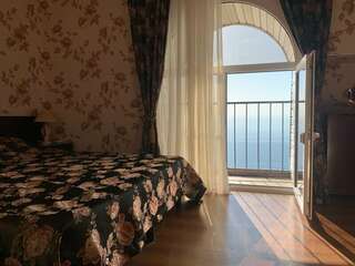 Гостиница Море Вардане Панорамный номер с большим Балконом-1