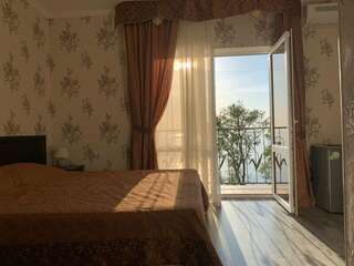 Гостиница Море Вардане Панорамный номер с большим Балконом-3