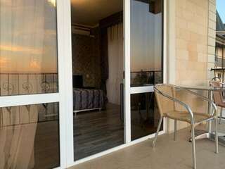 Гостиница Море Вардане Панорамный номер с большим Балконом-2